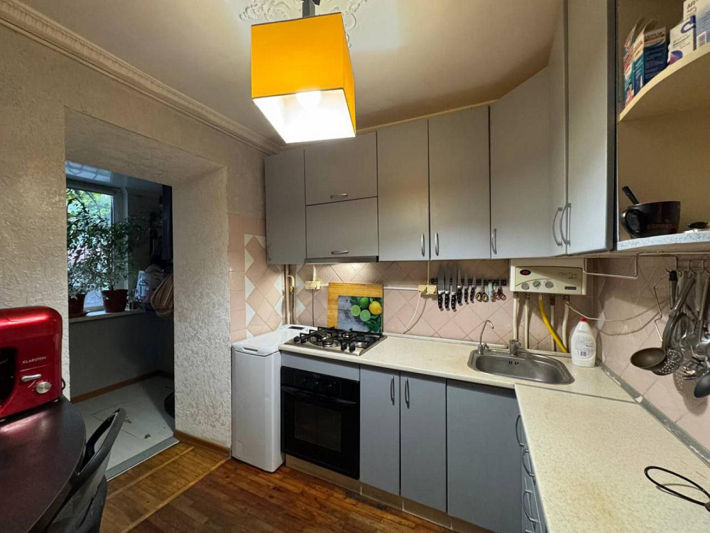 Продаж Квартира 2-кімнатна, 1/5 поверх на Клубничный ул. Одеса - фото 1