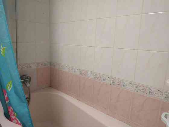 Большая  трехкомнатная квартира.  Юго-Западный массив. Одеса