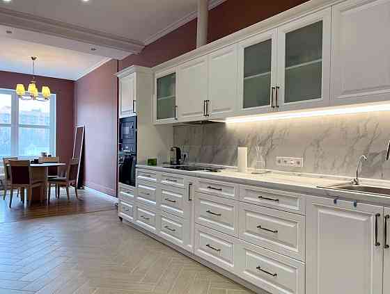 Продаж Квартира 2-кімнатна, 5/19 поверх на Яворницкого пр., 72Б Dnipro