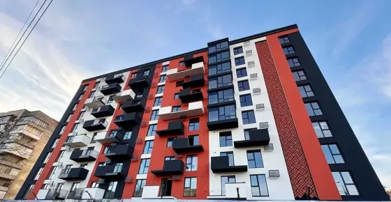 Продаж 1к Квартира 42.3 кв.м Бандери, 60 Івано-Франківськ