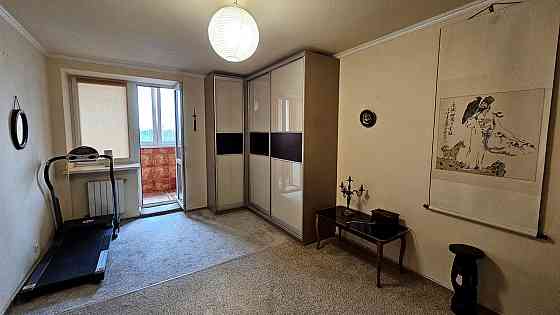 Продаж Квартира 2-кімнатна, 7/14 поверх на Кадетський Гай вул., д. 3 Київ