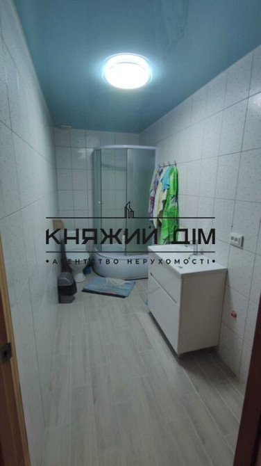 Продажа отличного 2-х этажного дома в с. Новые Петровцы Вышгородский район. № 2210779  - фото 13