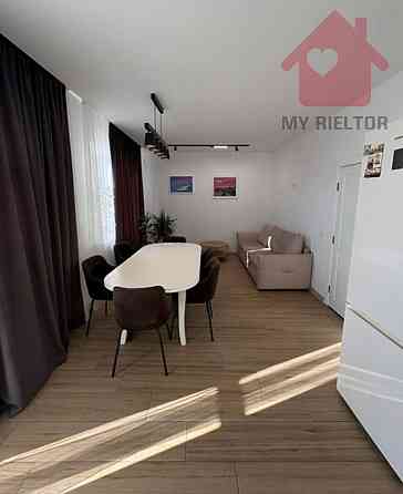 Продаж Квартира 2-кімнатна, 4/5 поверх на Тлехаса Ужгород