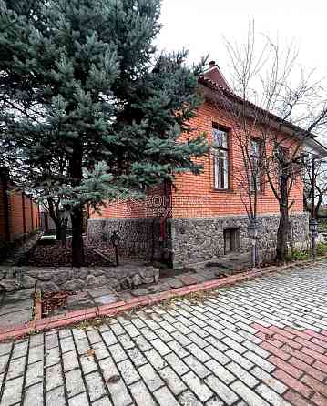 Продаж Будинок 5-кімнатний на вул. Кандаурова Харьков