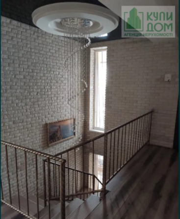 Продам гарний будинок 320 м2 в Підгайцях. Кропивницький