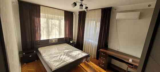 Оренда Квартира 2-кімнатна, 5/6 поверх на пров. Задорожний, 5 Київ