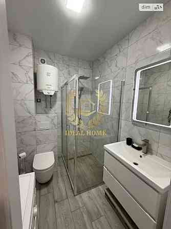 Продаж Квартира 1-кімнатна на Светлая ул., 3 Киев