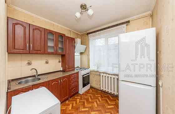 Продаж Квартира 2-кімнатна, 4/5 поверх на Туполєва Академіка вул., д. 17б Kiev