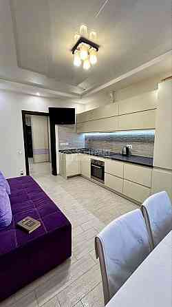 Продаж Квартира 2-кімнатна, 18/24 поверх на вул. Ювілейний Kharkiv