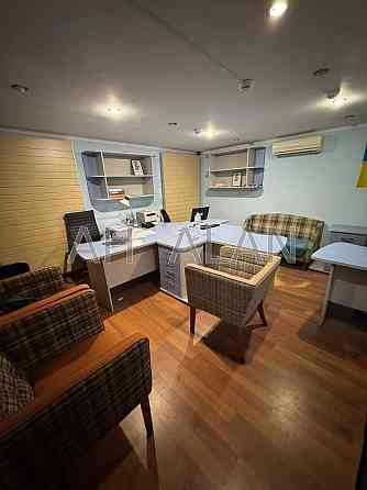 Оренда офісне приміщення на Басейна вул., 12 приміщень - 3, поверх - 1/5 Київ