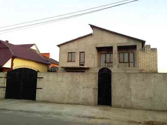 Продаж Будинок 4-кімнатний на просп. Шевченко, 15а 