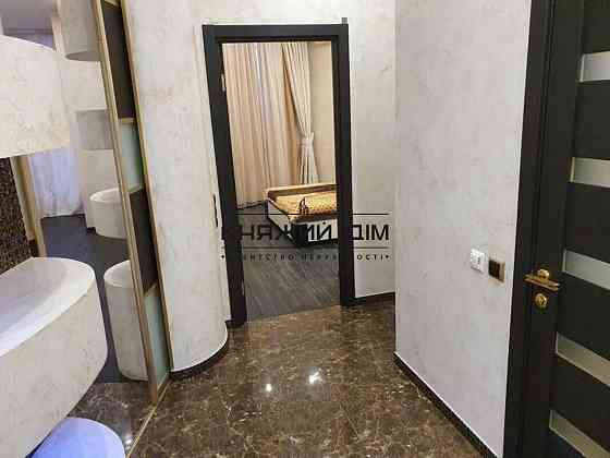 Оренда Квартира 2-кімнатна, 14/26 поверх на Механизаторов ул./Генерала Шаповала Kiev