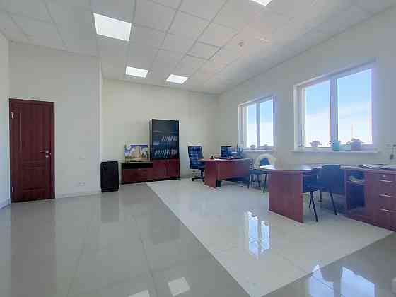 Продаж комерційне приміщення на ул. Бугаевская, 44 приміщень - 1, поверх - 17 Odessa