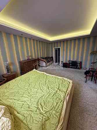 Продаж Квартира 3-кімнатна, 6/9 поверх на вул. Космічна Харків