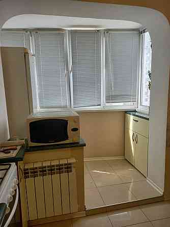 Оренда Квартира 3-кімнатна, 14/16 поверх на просп. Науки, 27 Киев