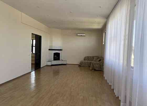 Продам триповерховий будинок на 12-й ст.Великого Фонтану вулиці Гаршина Одесса