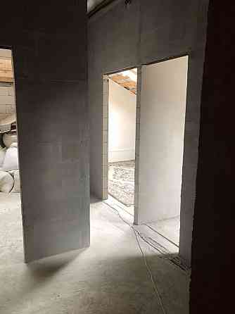 Продаж Квартира 3-кімнатна, 8/8 поверх на вул. Демянів Лаз Івано-Франківськ