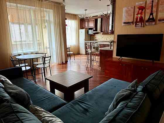 Продаж Квартира 2-кімнатна, 7/7 поверх на Щекавицька вул., д. 30/39 Киев