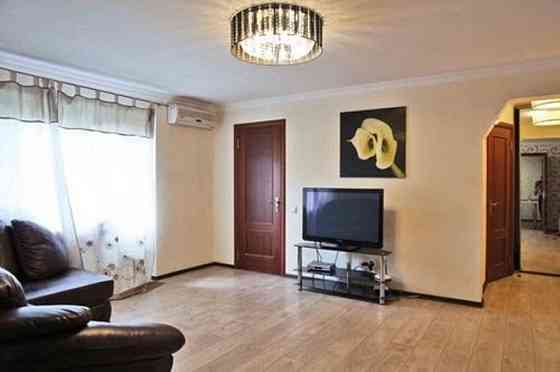 Продаж Квартира 2-кімнатна, 6/9 поверх на бульвар Леси Украинки, д.12 Киев