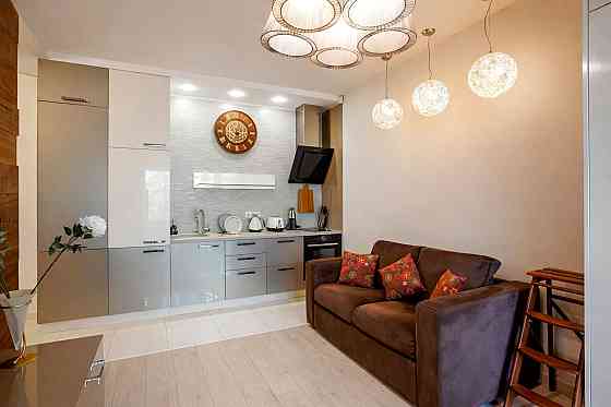 Продаж Квартира 1-кімнатна, 5/5 поверх на Івана Мазепи вул., д. 8 Київ