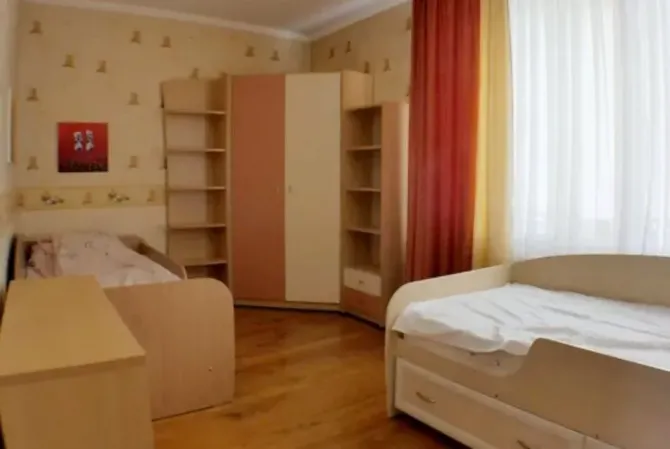 630 Three-storey house with swimming pool for rent Kiev - photo 8