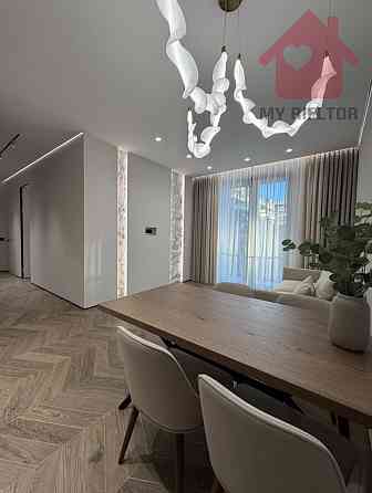 Оренда Квартира 2-кімнатна, 5/9 поверх на Легоцького Ужгород