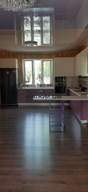 Продажа отличного 2-х этажного дома в с. Новые Петровцы Вышгородский район. № 2210779  - фото 2