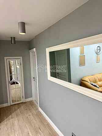 Продаж Квартира 3-кімнатна, 10/12 поверх на вул. Валентинівська Kharkiv