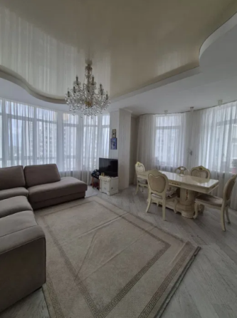 Продаж Квартира 3-кімнатна на ул. Французский бульвар, 22/4 Одеса