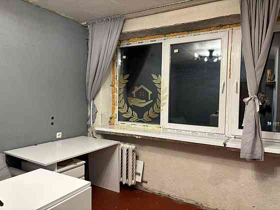 Продаж Квартира 1-кімнатна на Верховинная ул. Київ