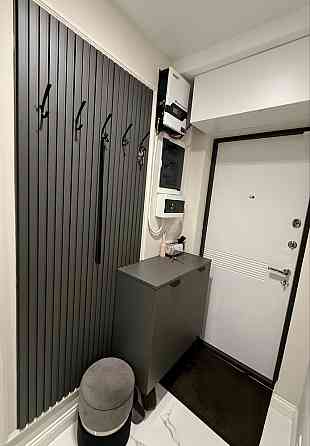 Продаж Квартира 2-кімнатна, 1/5 поверх на Івана Дзюби вул., д. 8 Kiev