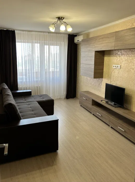 Оренда Квартира 3-кімнатна, 12/12 поверх на вул. Малишка, 3 Київ - фото 1