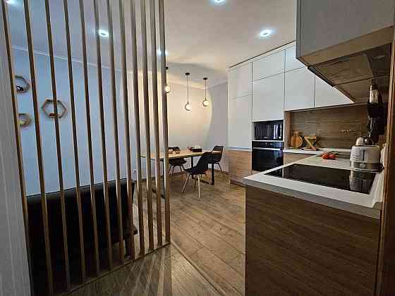 Продаж Квартира 2-кімнатна, 9/25 поверх на Нижньоключова вул., д. 14 Kiev