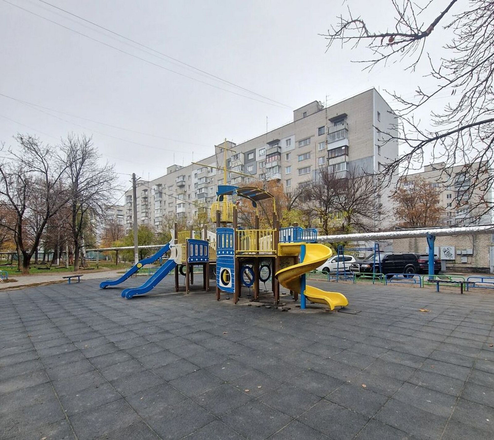 Продаж Квартира 4-кімнатна, 9/9 поверх на Строителей, 20 Дніпро - фото 2