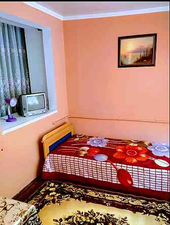 Продам 3-комнатную квартиру с двориком и подвалом, ул. Добровольского Одеса