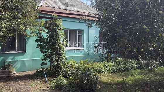 Продаж Будинок 6-кімнатний на вул. Спортивна Pesochin