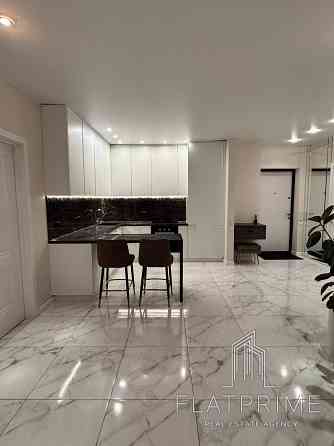 Продаж Квартира 2-кімнатна, 6/9 поверх на Зарічна вул., д. 6 Київ