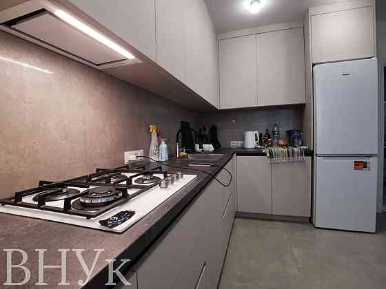 Продаж Квартира 2-кімнатна, 9/10 поверх на вул. Залізнична L'viv