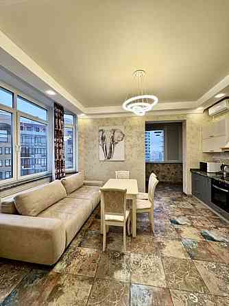 Продаж Квартира 1-кімнатна, 14/25 поверх на Євгена Коновальця вул. (Щорса), 34а Kiev