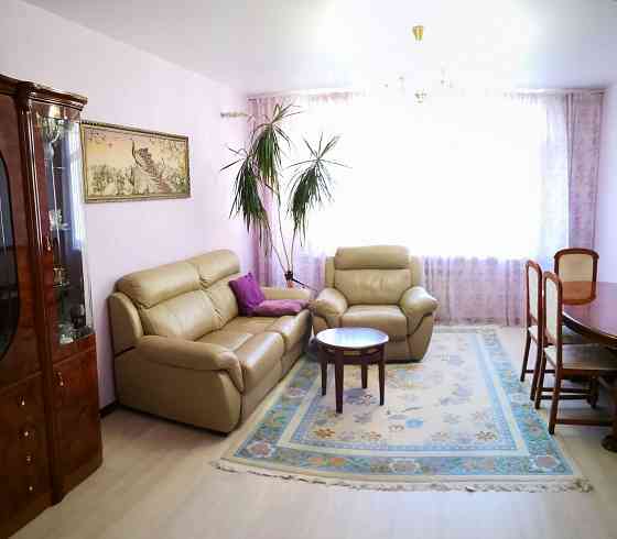 Продаж Квартира 3-кімнатна, 21/25 поверх на Сікорського вул., д. 4-В Киев