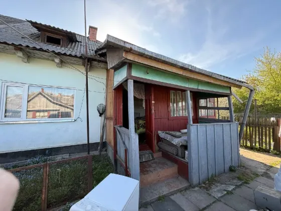 Selling part of the house Klevan'
