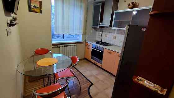 Оренда Квартира 2-кімнатна, 3/10 поверх на Ревуцького, 34 Київ