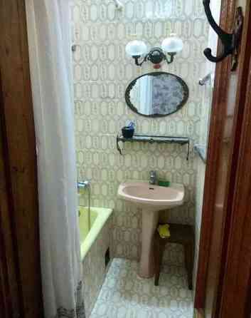 Продаж Квартира 2-кімнатна, 3/3 поверх на Базарная улица, 21 Одесса