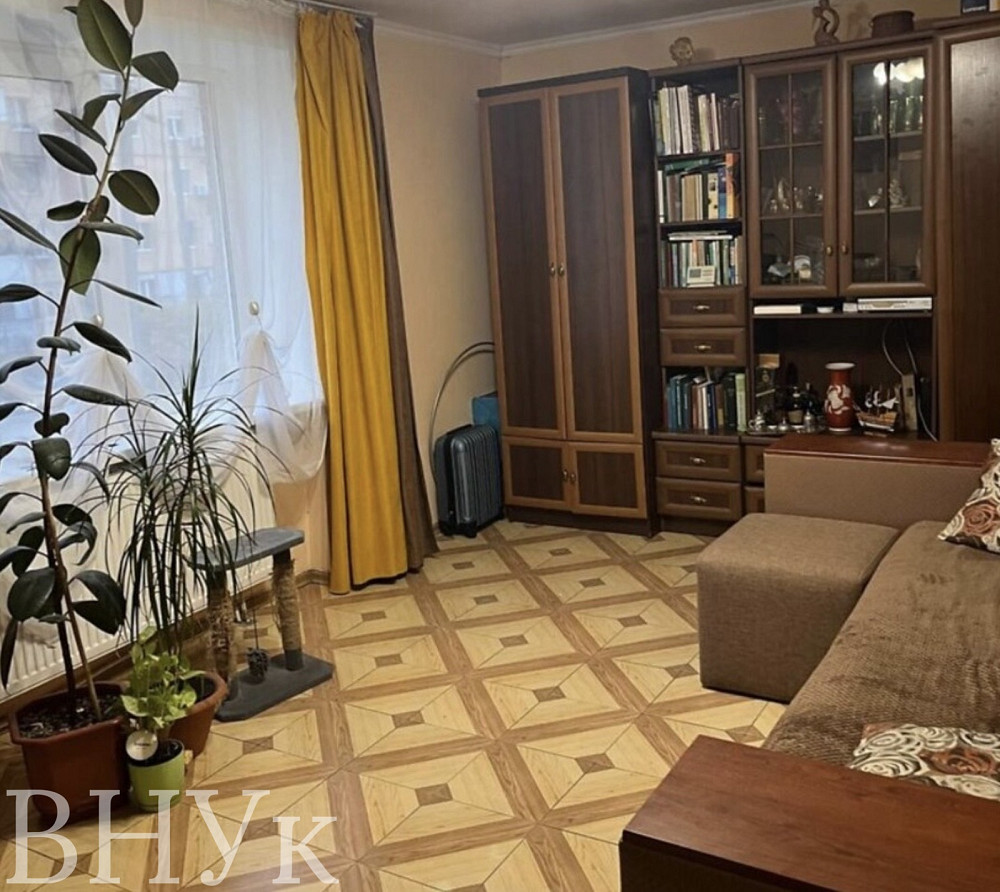 Продаж Квартира 2-кімнатна, 2/5 поверх на Шухевича Uzhhorod - photo 1