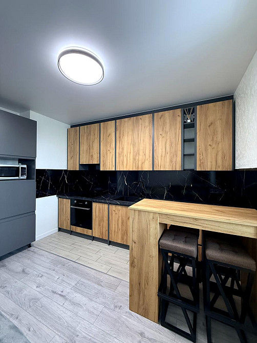 Продаж Квартира 3-кімнатна, 12/16 поверх на Івана Виговського вул., д. 10-Е Київ - фото 1