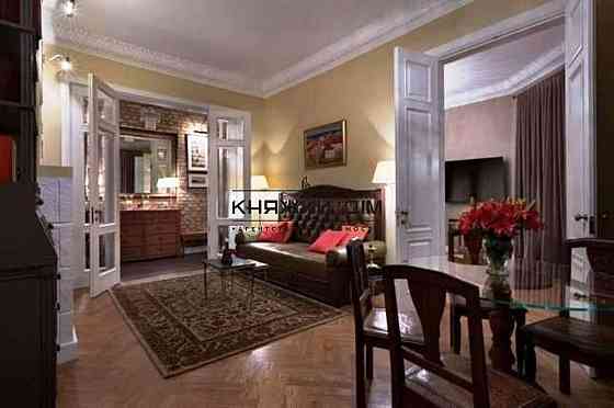 Оренда Квартира 2-кімнатна, 8/11 поверх на Крещатик ул. Київ