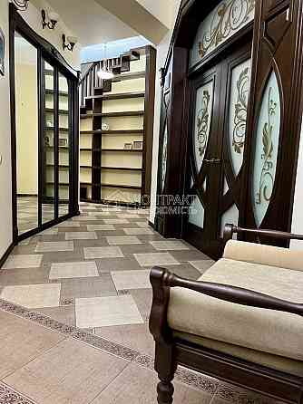 Продаж Будинок 5-кімнатний на вул. Партизанський Харків