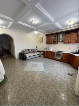 Продажа 3-этажный Дом с участком 6 сот 190 кв.м 4 комн. на костанди Одесса