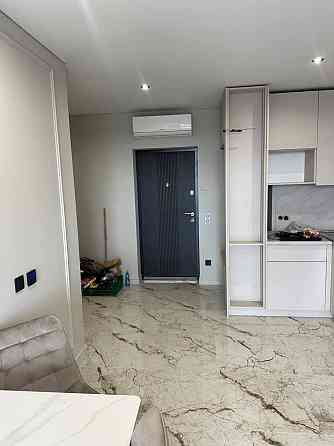 Оренда Квартира 1-кімнатна, 6/8 поверх на Радіщева Ужгород