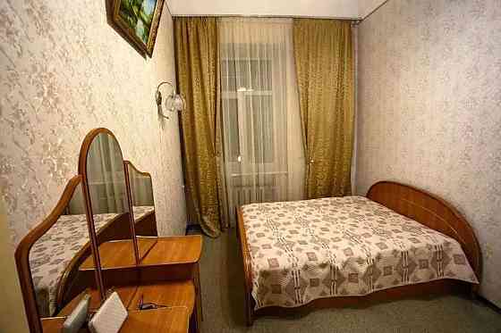 Оренда Квартира 2-кімнатна, 2/6 поверх на ул. Десятинная Київ